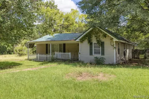 230 Greenbriar St, Selma, AL 36701
