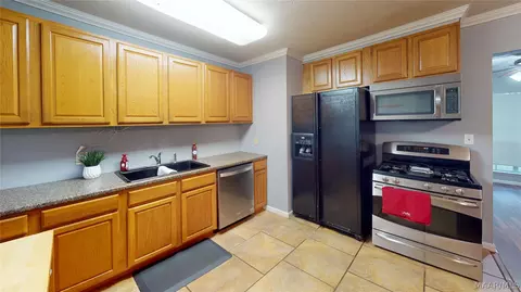 Kitchen - 3311 Pinebrook Ln, Millbrook, AL 36054 photo 2 of 2