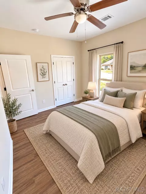 Bedroom - 35 Ashley Dr, Shorter, AL 36075 photo 2 of 3