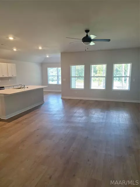 Living - 175 Overcup Dr, Eclectic, AL 36024 photo 1 of 2