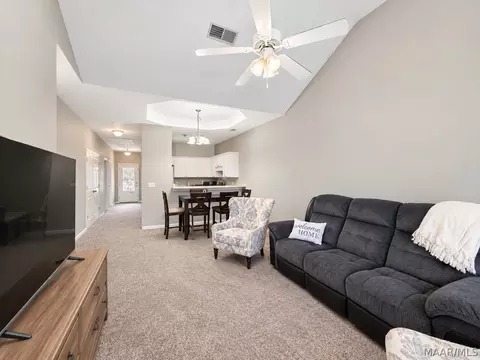 Living - 61 Park Dr S, Clanton, AL 35045 photo 1 of 2