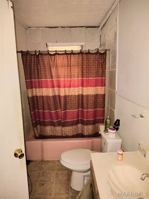 Bath - 26 Trout Rd, Lapine, AL 36046 photo 1 of 1