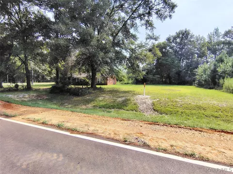 Exterior - 26 Trout Rd, Lapine, AL 36046 photo 3 of 7