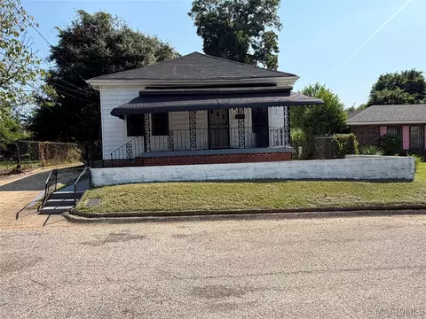 445 Dericote St, Montgomery, AL 36104