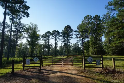 2202 Gibson Rd, Montgomery, AL 36116 photo 2