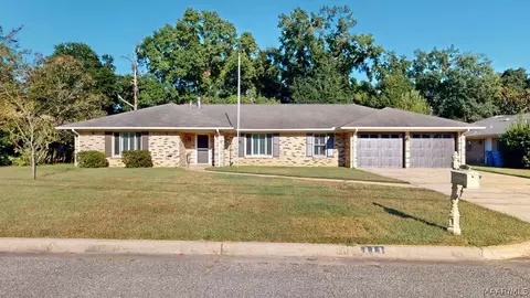 111 Diane Dr, Prattville, AL 36066