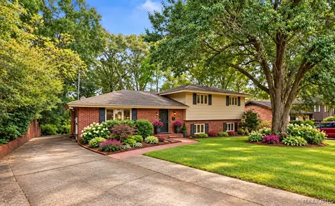 962 Green Forest Dr, Montgomery, AL 36109