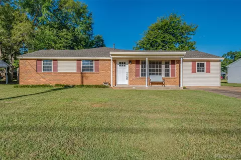 613 Woodvale Rd, Prattville, AL 36067