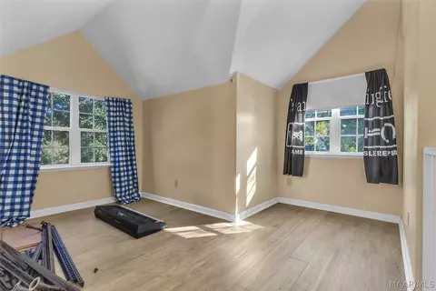 Bedroom - 5480 Willow Tree Dr, Millbrook, AL 36054 photo 3 of 6