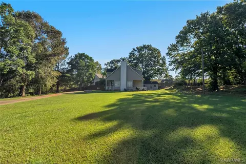 Exterior - 5480 Willow Tree Dr, Millbrook, AL 36054 photo 6 of 8