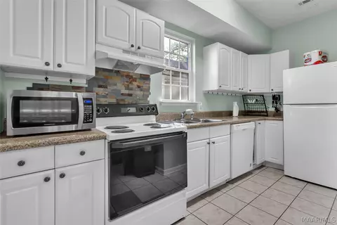 Kitchen - 5480 Willow Tree Dr, Millbrook, AL 36054 photo 1 of 2