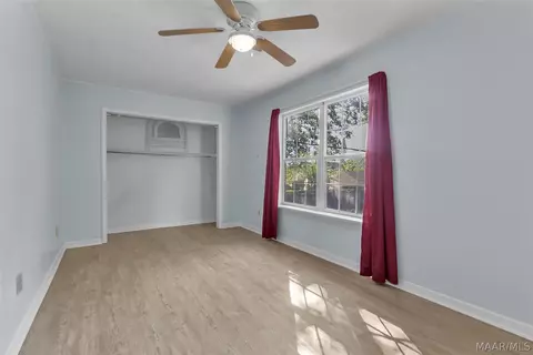 Bedroom - 5480 Willow Tree Dr, Millbrook, AL 36054 photo 5 of 6
