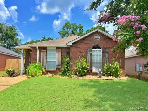 250 Mill Ridge Dr, Millbrook, AL 36054