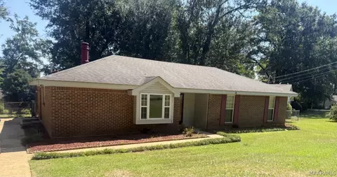 4720 Summit Dr, Millbrook, AL 36054
