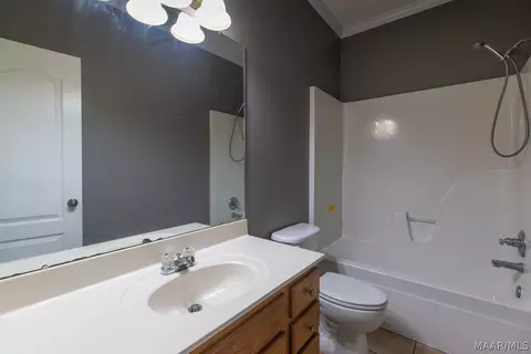 Bath - 49 Timberbrook Dr, Millbrook, AL 36054 photo 3 of 3
