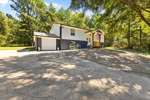 430 Forge Rd, Deatsville, AL 36022