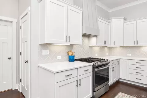 Kitchen - 8549 Sunrise Loop, Montgomery, AL 36116 photo 3 of 8
