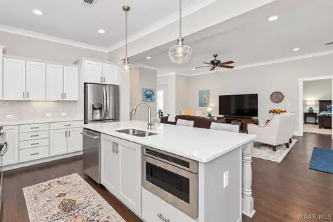 Kitchen - 8549 Sunrise Loop, Montgomery, AL 36116 photo 6 of 8