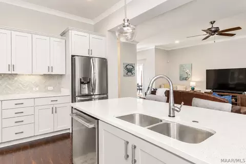 Kitchen - 8549 Sunrise Loop, Montgomery, AL 36116 photo 5 of 8