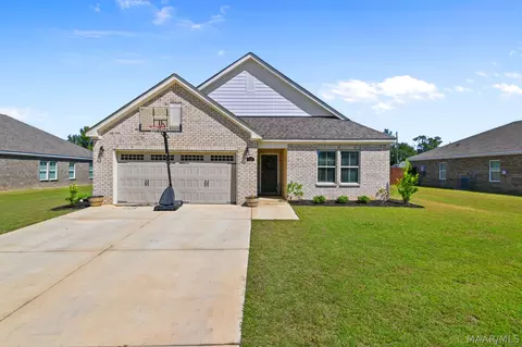 112 Kohn Dr, Millbrook, AL 36054
