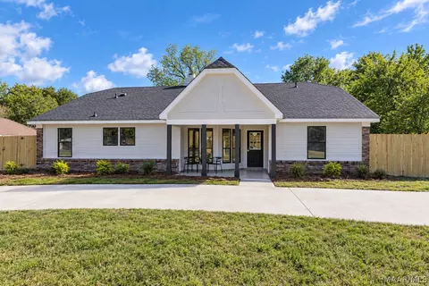 2325 Edinburgh Dr, Montgomery, AL 36116