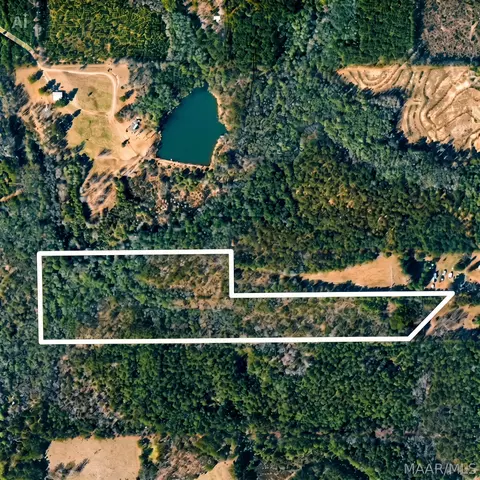 327 Mcneal Rd, Tallassee, AL 36078