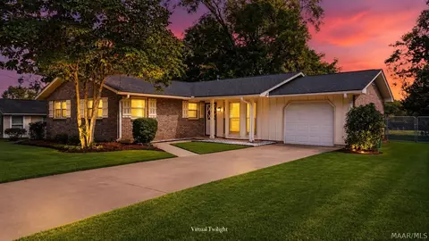 218 Bowling Green Dr, Montgomery, AL 36109