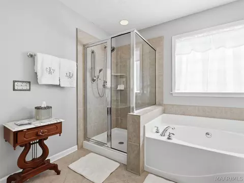 Bath - 7406 Heathermoore Loop, Montgomery, AL 36117 photo 2 of 3