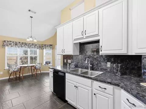 Kitchen - 7406 Heathermoore Loop, Montgomery, AL 36117 photo 2 of 3