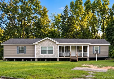1603 Wheeler St, Tuskegee, AL 36088