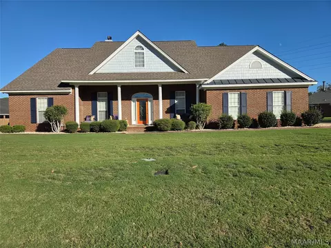 832 Winding Wood Dr, Wetumpka, AL 36093