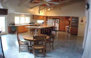 589 Neros Point Rd, Eclectic, AL 36024 photo 2