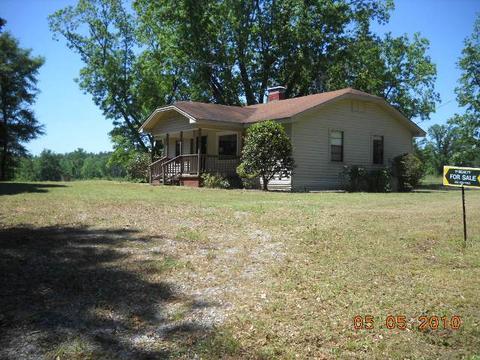 2492 County Road 7, Clanton, AL 35045 photo 1