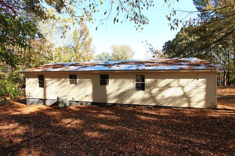 1013 Point Cloxson Cir, Jacksons Gap, AL 36861 photo 4