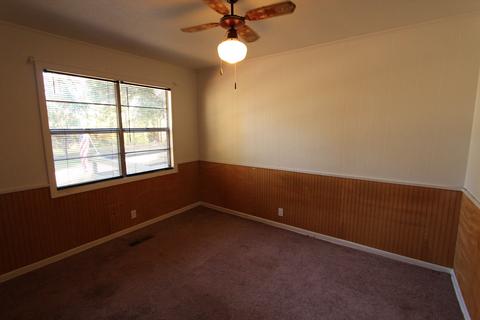 1013 Point Cloxson Cir, Jacksons Gap, AL 36861 photo 15