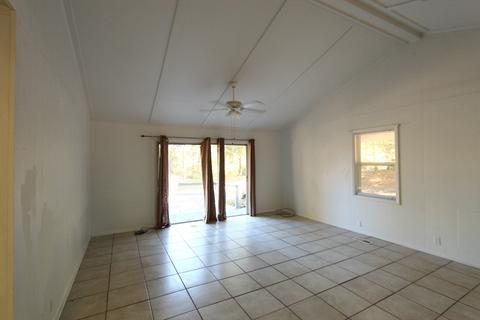 1013 Point Cloxson Cir, Jacksons Gap, AL 36861 photo 8