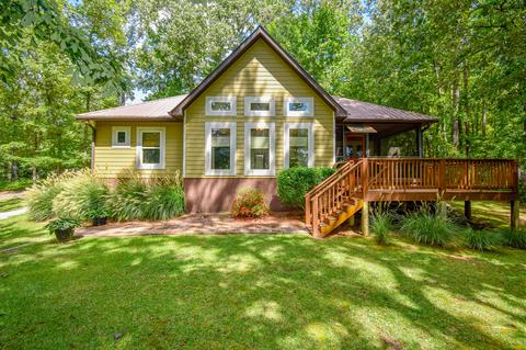 1078 Holiday Dr, Dadeville, AL 36853