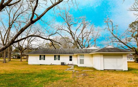 112 Line St, Samson, AL 36477 photo 4