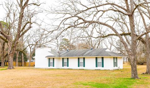 112 Line St, Samson, AL 36477 photo 1