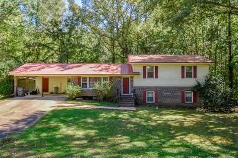 177 Montezuma Dr, Alexander City, AL 35010