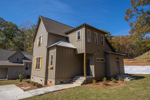 18 Landing Dr, Dadeville, AL 36853
