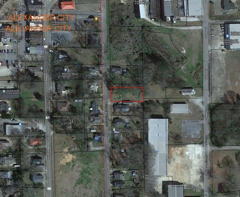233 Marshall St, Alexander City, AL 35010