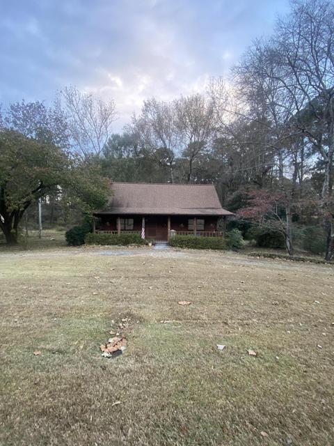 1734 Clubview Dr, Alexander City, AL 35010