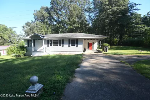 2316 Sam St, Alexander City, AL 35010