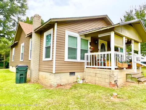 2306 Daywell St, Alexander City, AL 35010