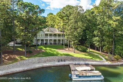 1705 Windermere West Pkwy, Alexander City, AL 35010