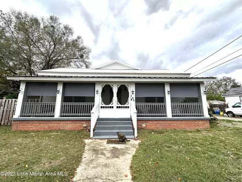 106 Dubois Ave, Tallassee, AL 36078