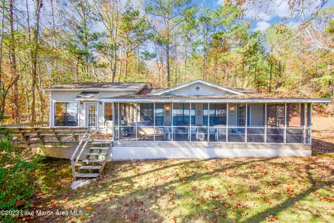 112 Grandview Ln, Alexander City, AL 35010