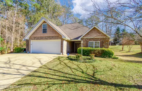2090 K St, Alexander City, AL 35010