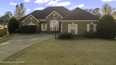 52 Jasmine Dr, Millbrook, AL 36054